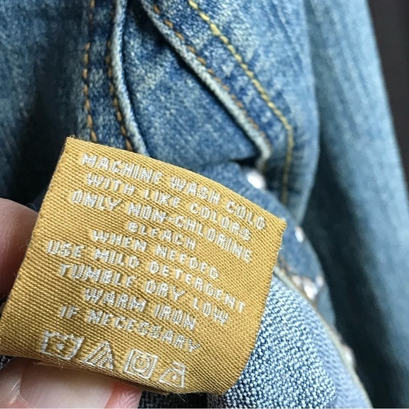 JouJou Jr Plus 2X Womens Denim Studded‎ Distressed Jacket Cropped Pockets Blue - Picture 16 of 16